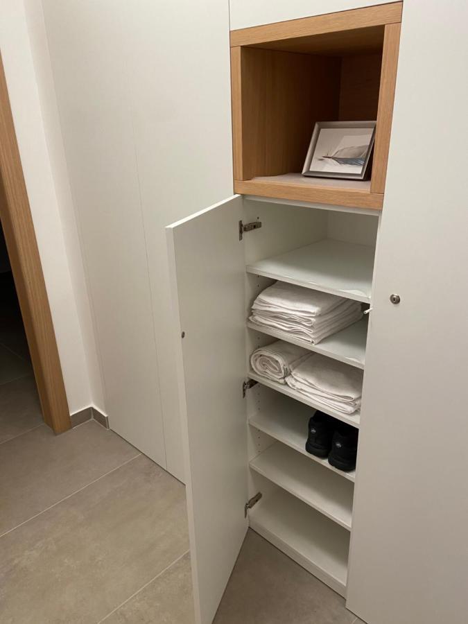 Apartment Lucie Plomin Esterno foto
